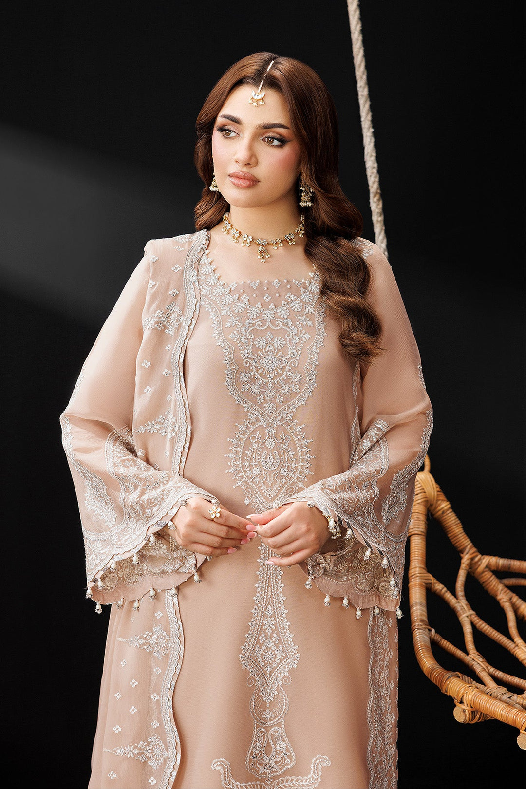 AF-DUA-3031-Gilded Lace