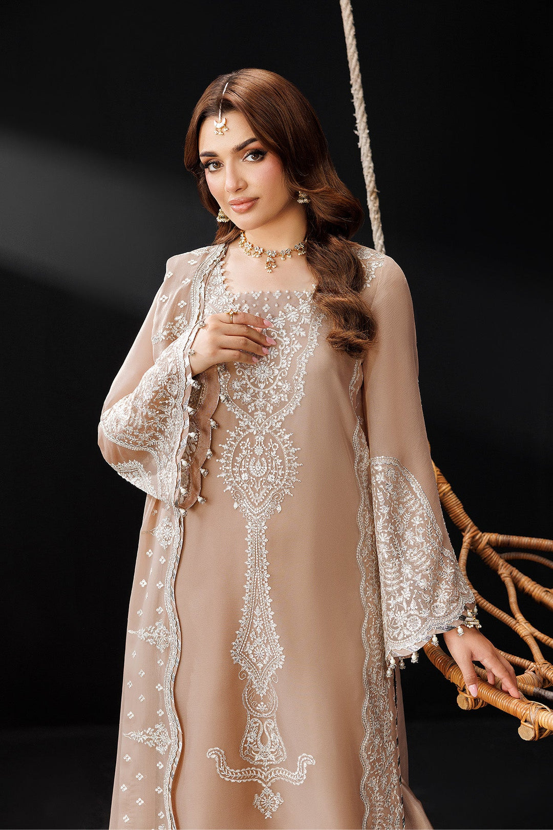 AF-DUA-3031-Gilded Lace