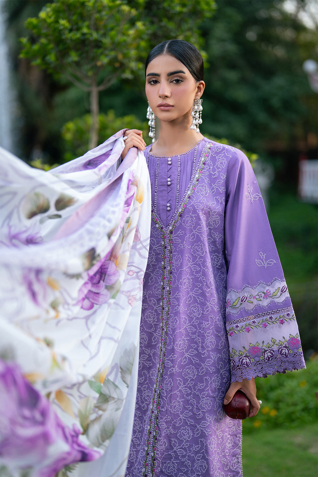 AF-EL-7067-Daria