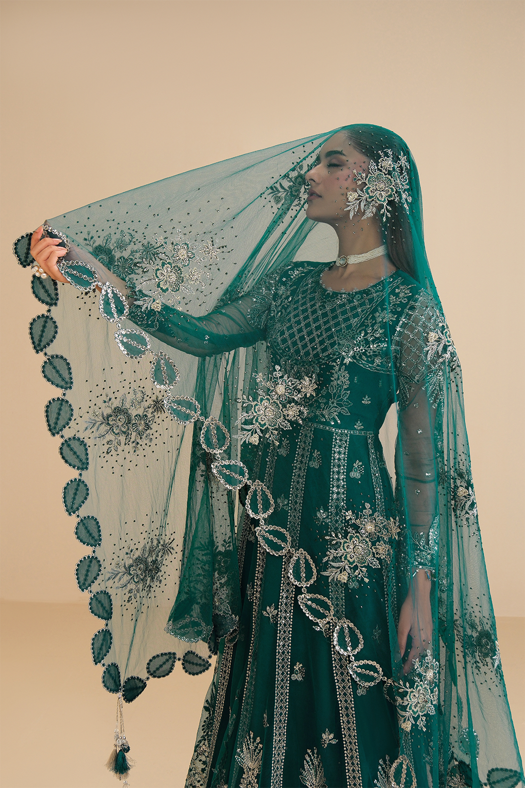 AF-NT-2261-Janaan